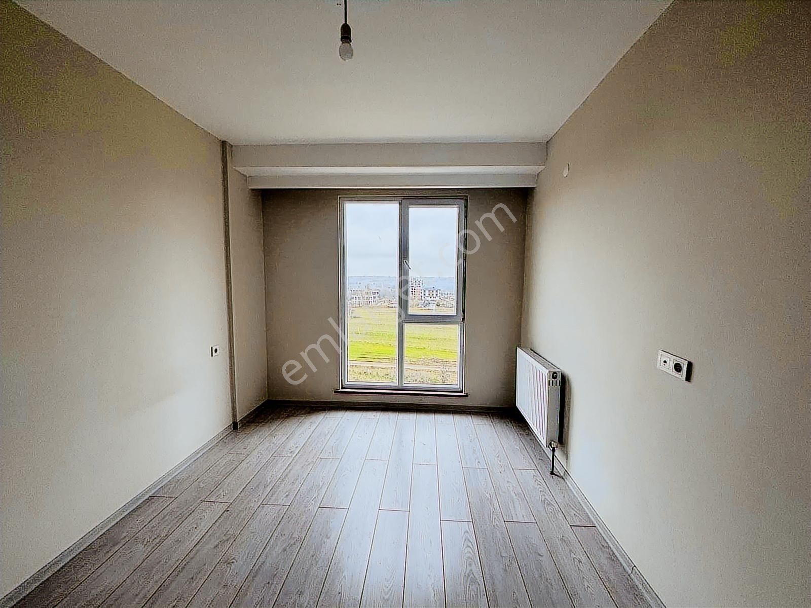 Fa Özbir Gayrimenkulden 7/24 Güvenlikli Site İçi Arakat 1+1 - Görsel 26