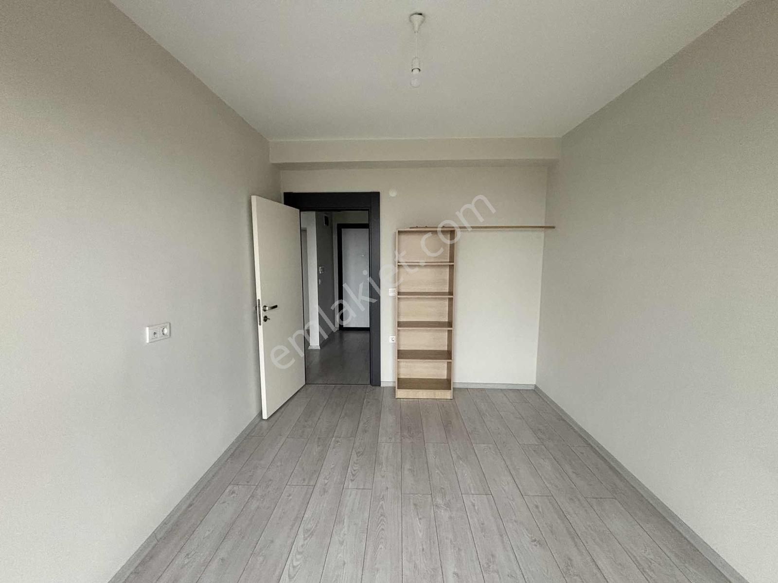 Fa Özbir Gayrimenkulden 7/24 Güvenlikli Site İçi Arakat 1+1 - Görsel 15
