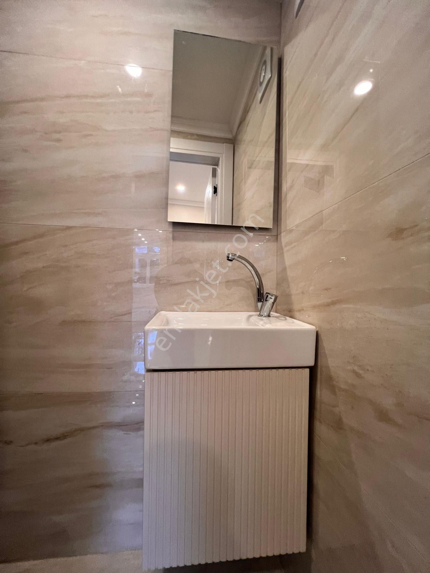 Kaçmaz'dan Aydınevler'de 7/24 Güvenlikli Sitede Lüks Yapılı 3+1 - Görsel 32