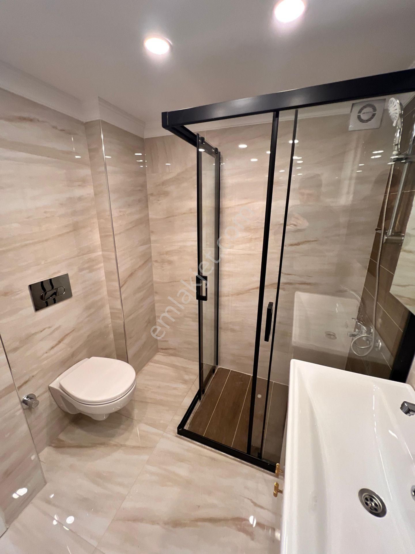 Kaçmaz'dan Aydınevler'de 7/24 Güvenlikli Sitede Lüks Yapılı 3+1 - Görsel 33