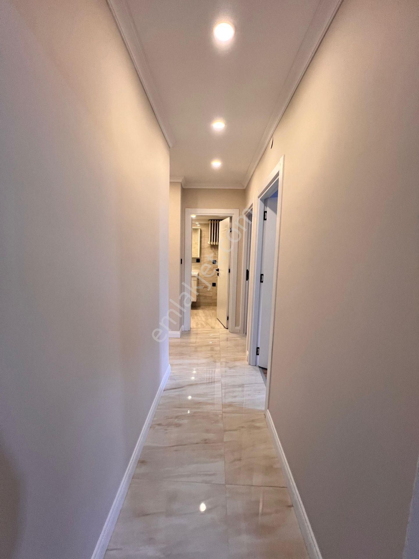 Kaçmaz'dan Aydınevler'de 7/24 Güvenlikli Sitede Lüks Yapılı 3+1 - Görsel 28