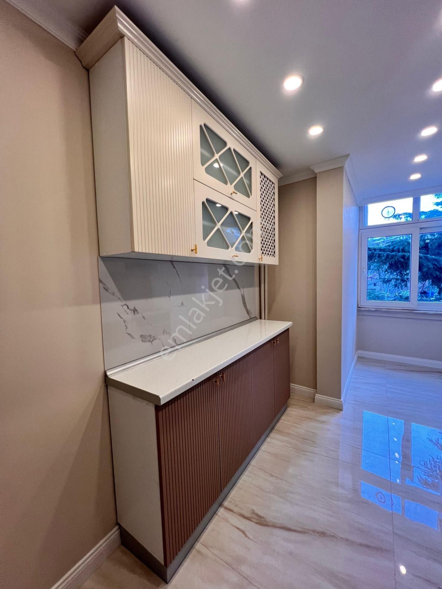 Kaçmaz'dan Aydınevler'de 7/24 Güvenlikli Sitede Lüks Yapılı 3+1 - Görsel 11