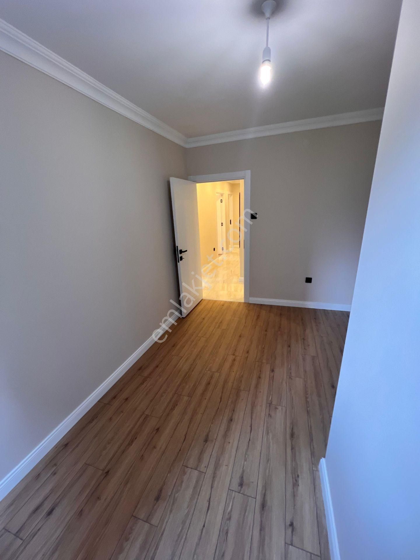 Kaçmaz'dan Aydınevler'de 7/24 Güvenlikli Sitede Lüks Yapılı 3+1 - Görsel 27