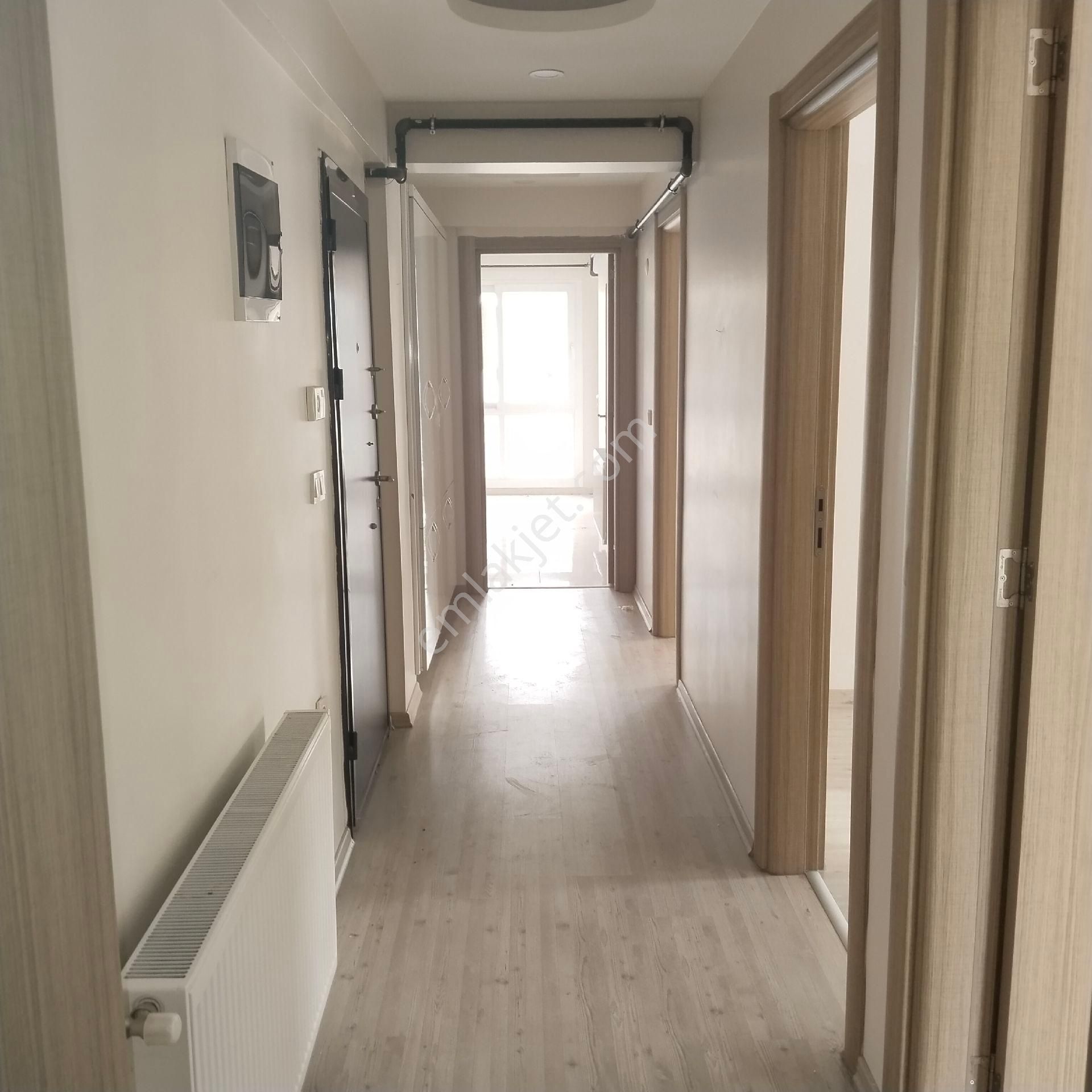 Ayrancılar Da Hastane Yakını Anayola 200m Cıft Cephe 95 M2 2+1 Daıre - Görsel 9