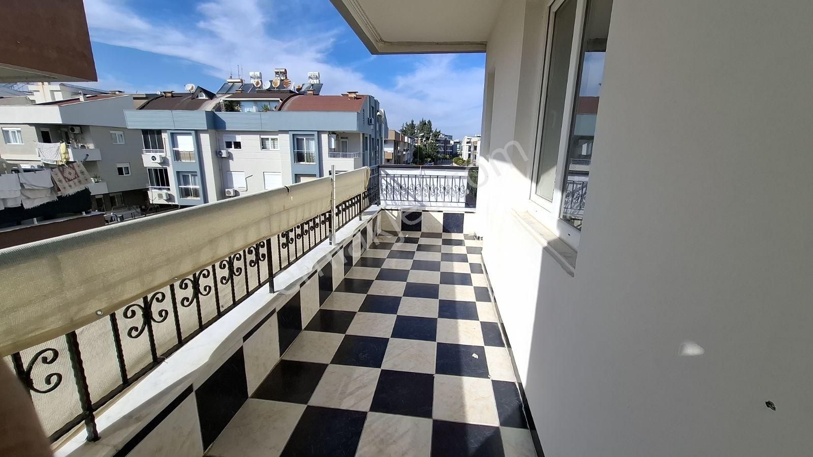 Güzeloba İlkokulu Arkası Mükemmel Konumda Dublex Daire - Görsel 27