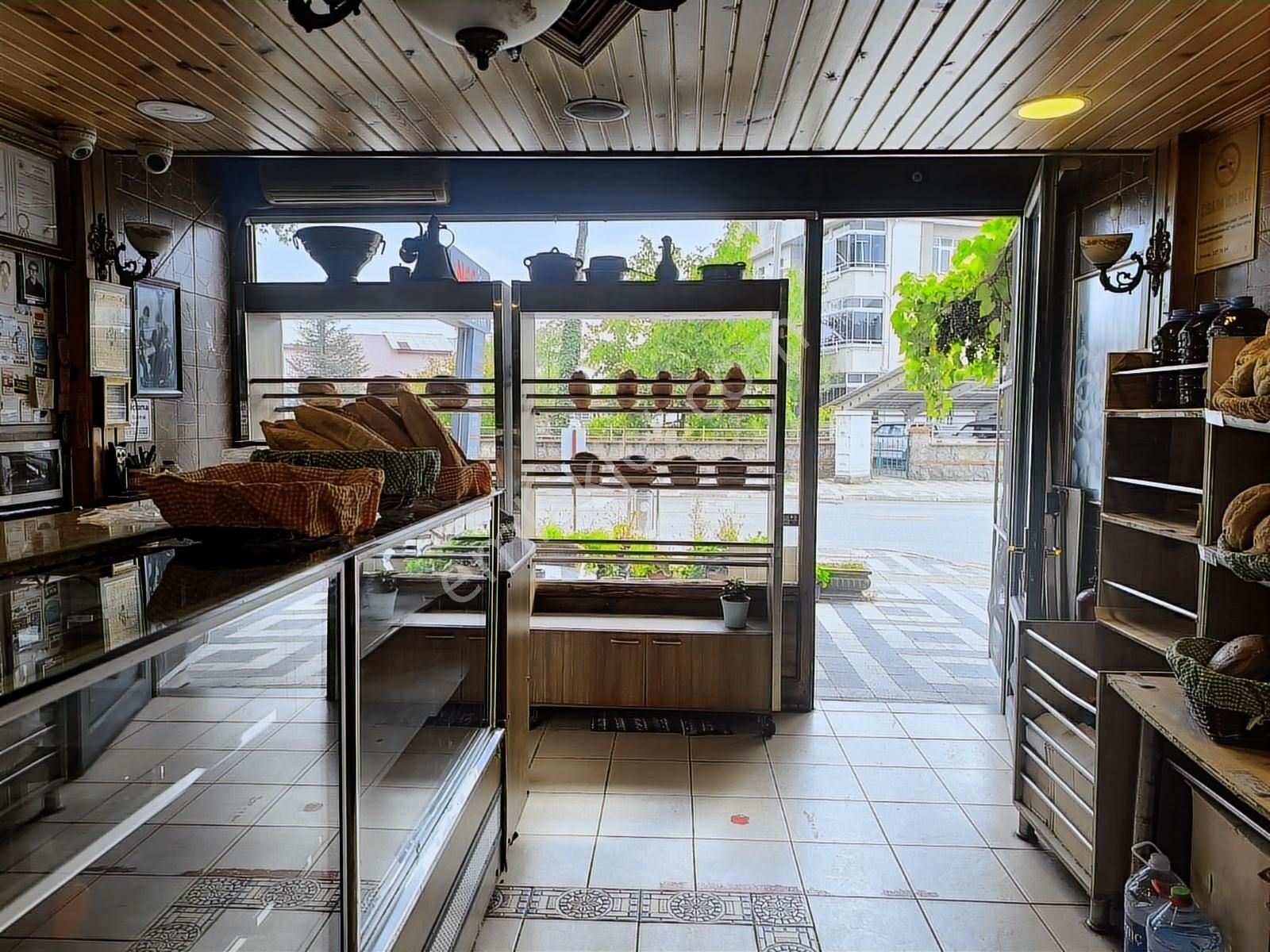 Kemerköprü Cadde Üzeri Devren Kiralık 2 Katlı Fırın İmalathane - Görsel 3