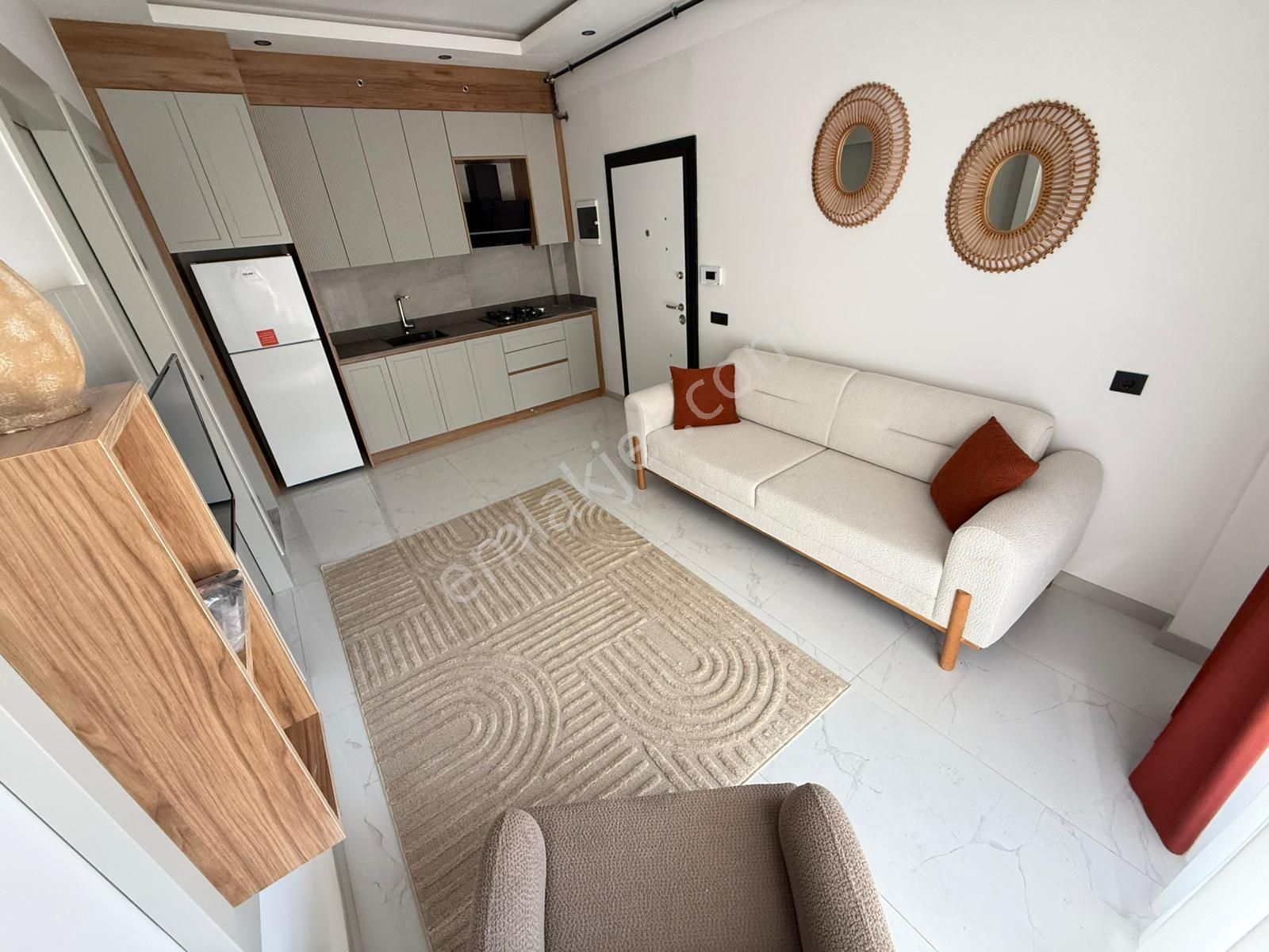 Kınıklı Mahallesinde Sıfır Lüks Eşyalı 1+1 Apart A156