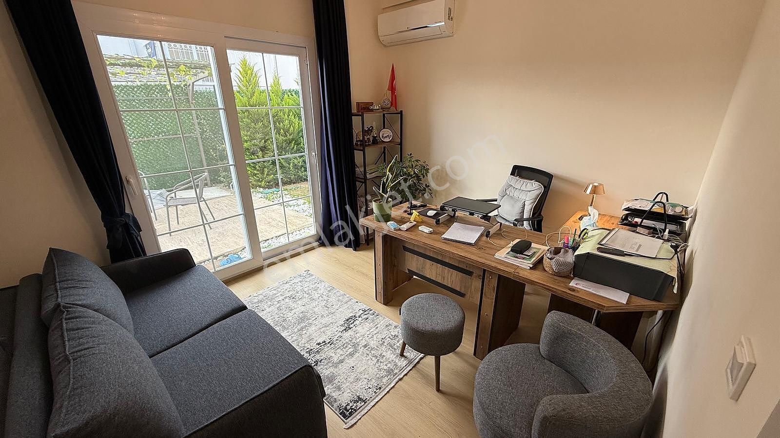 Kuşadası'nda Bahçeli Ve Havuzlu Günlük Olanaklarla İç İçe Villa - Görsel 32