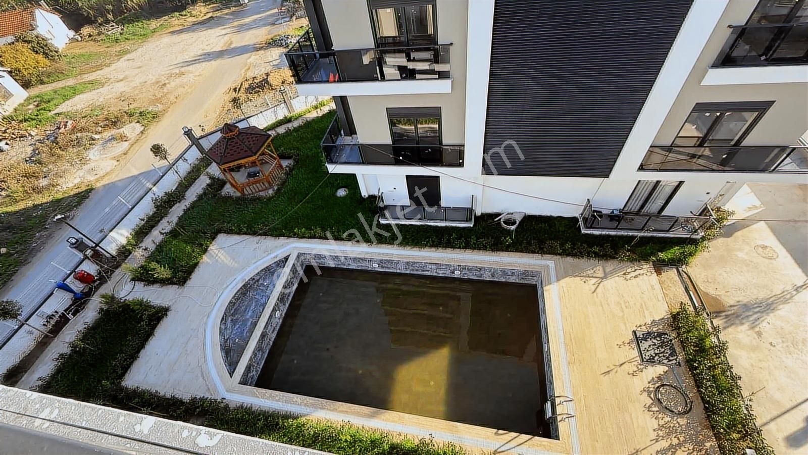 Acil Fiyat Düştü Göksu'da Havuzlu Sıte Içerısınde Sıfır Daıre - Görsel 22