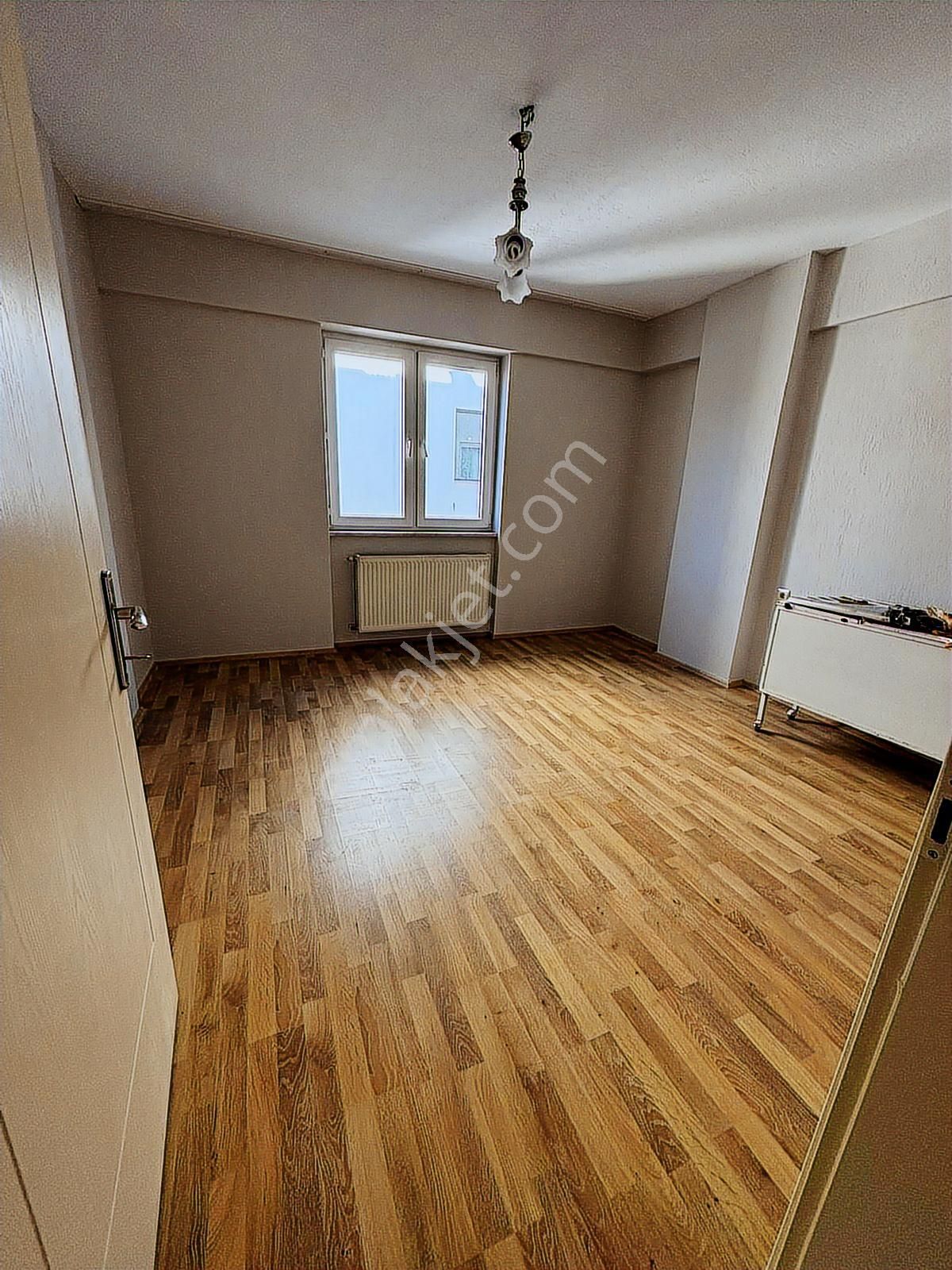 Kaan Emlak İncilipınar Şubesinden Aydem Sgk Karşısı Lüks Daire - Görsel 16