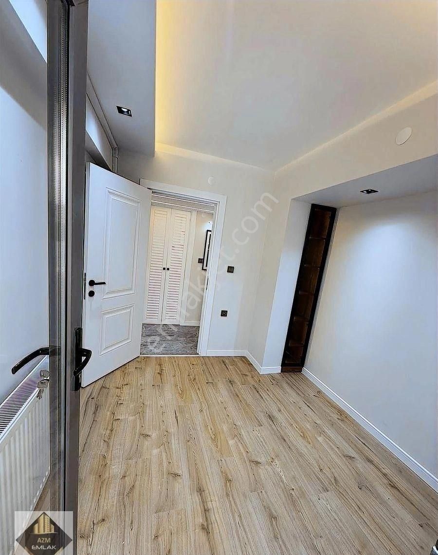 Metro Yakını Otoparklı Y.giriş Full Yapılı Fırsat Daire - Görsel 18