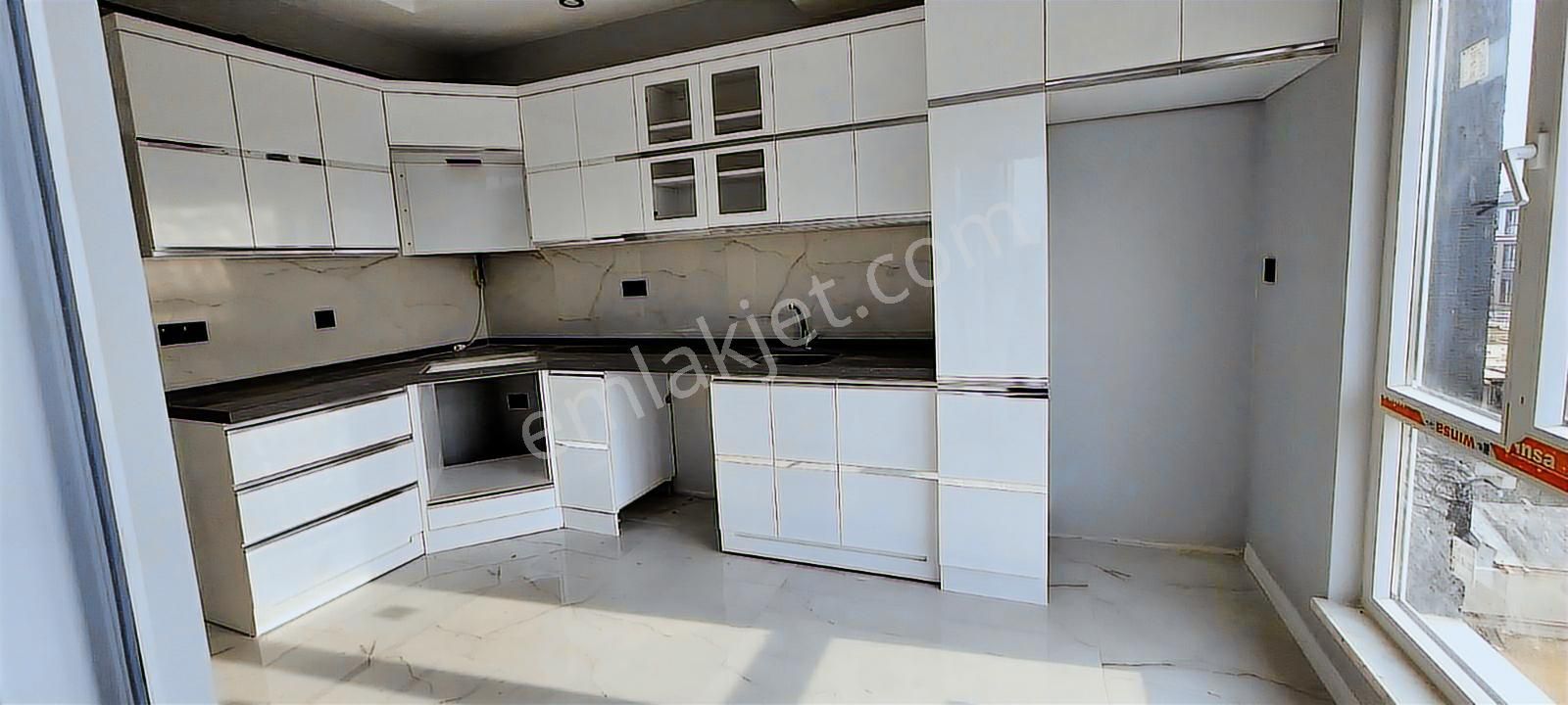 Kariyer'den Kozluca Yolunda Satılık 3+1 Arakat - Görsel 13