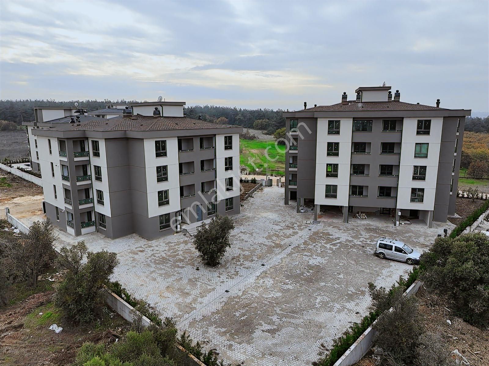 Lookhause'dan Karnur İnş. Da Geniş 2+1 Kapalı Mutfak Bahçe Katı - Görsel 23