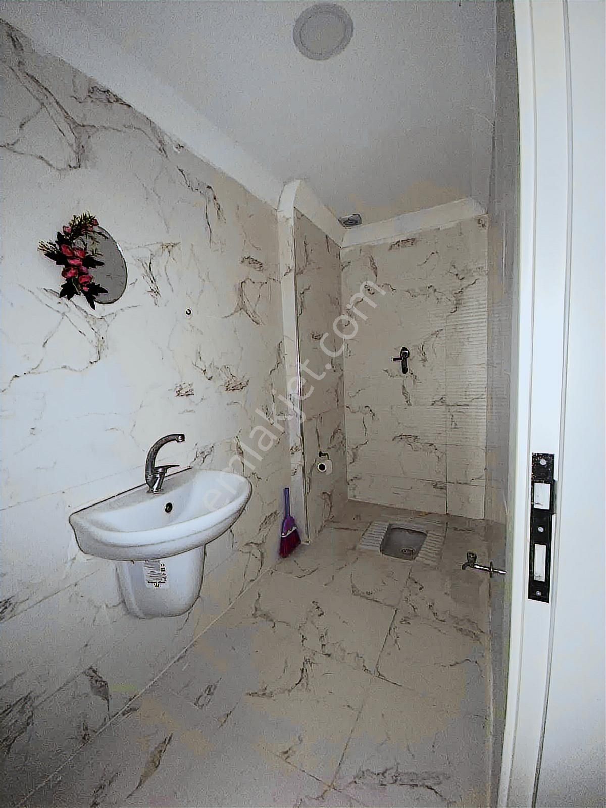 Akçalarda Geniş 3+1 Daire - Görsel 4