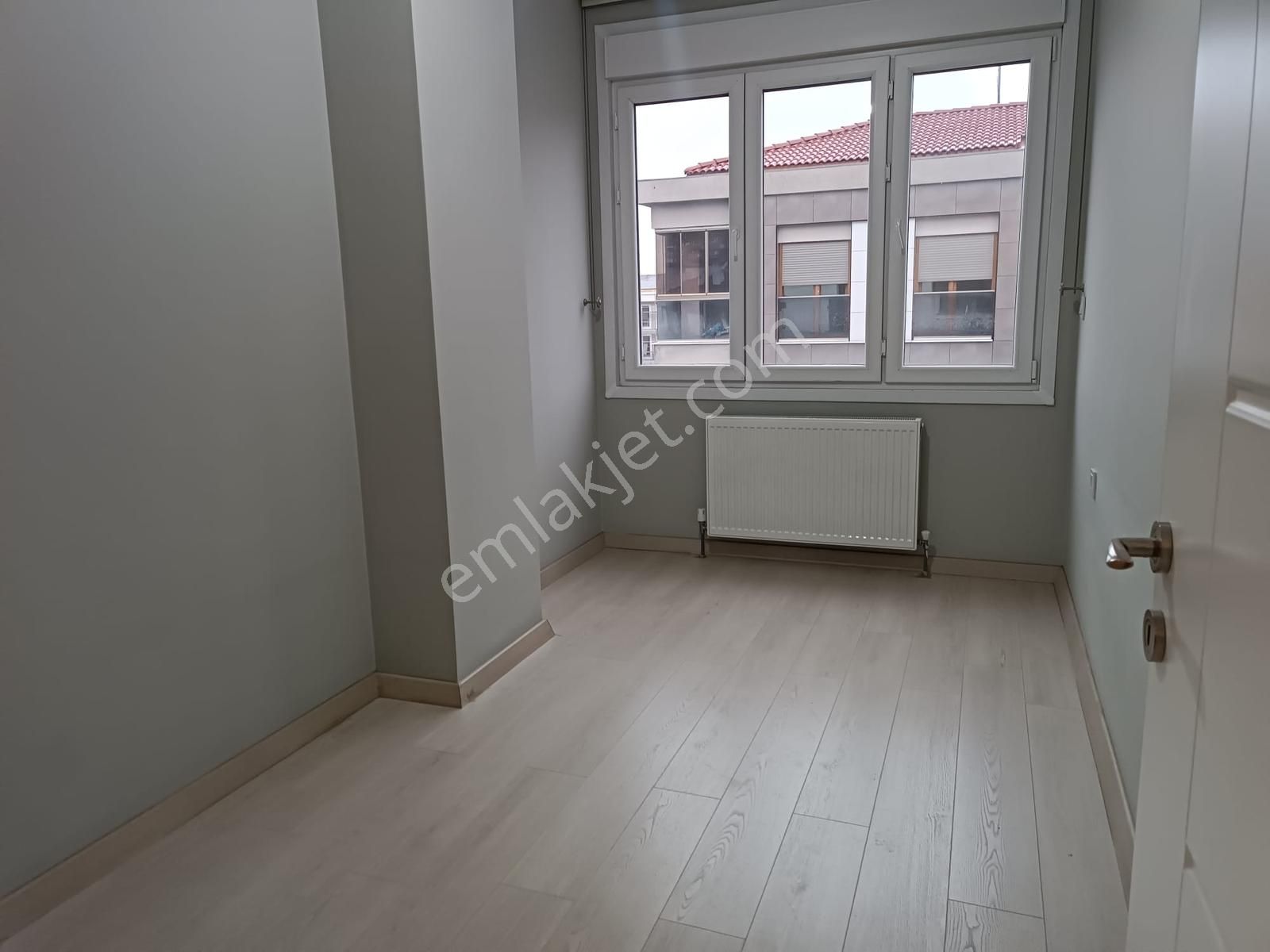 Suadiye'de Marmaraya Yakın 100m² Net 3+1 Balkonlu Daire - Görsel 22