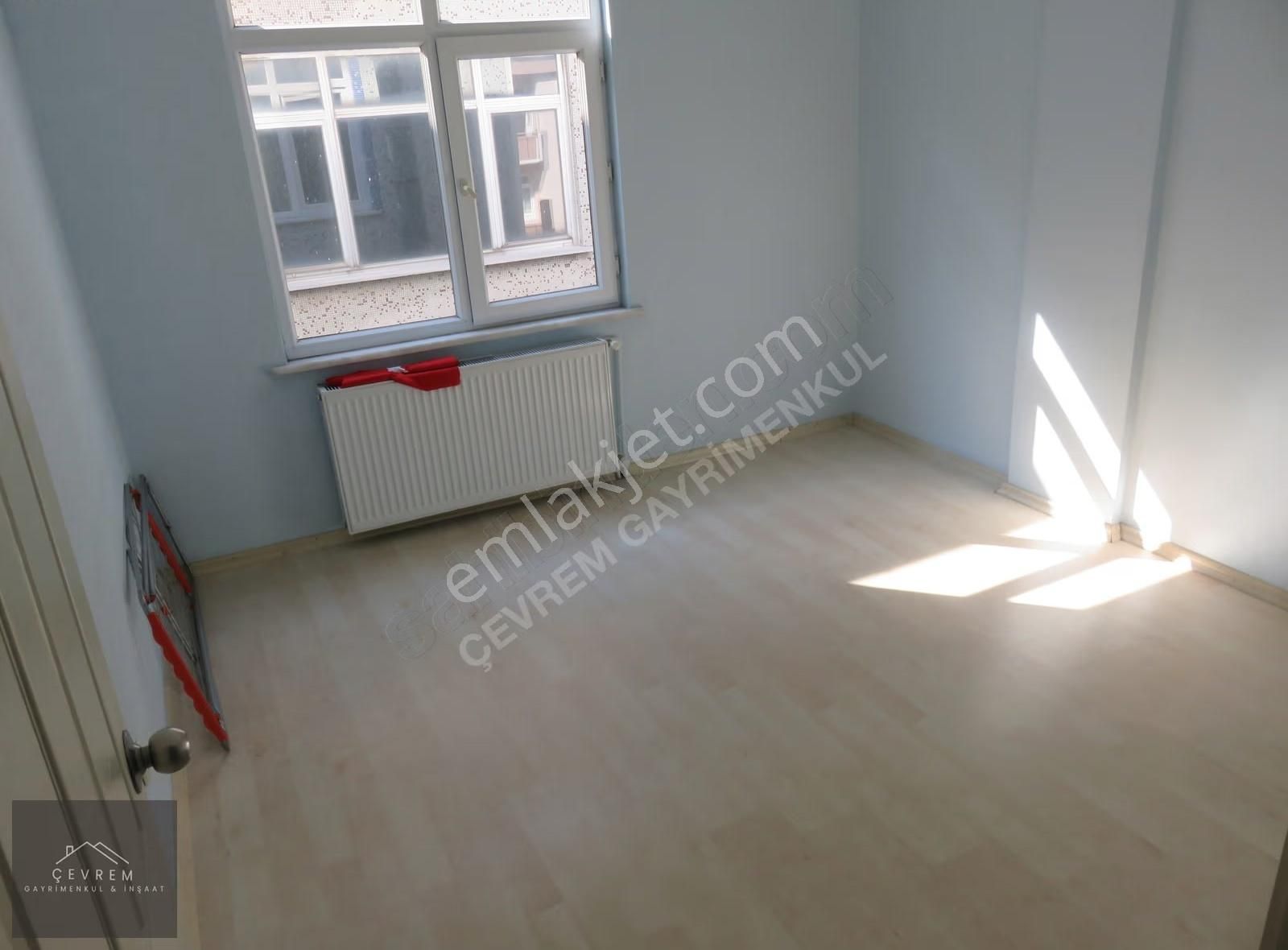 Gültepe'de Harika Konumda Metrobüse Yakın Kiralık 2+1 Arakat - Görsel 7