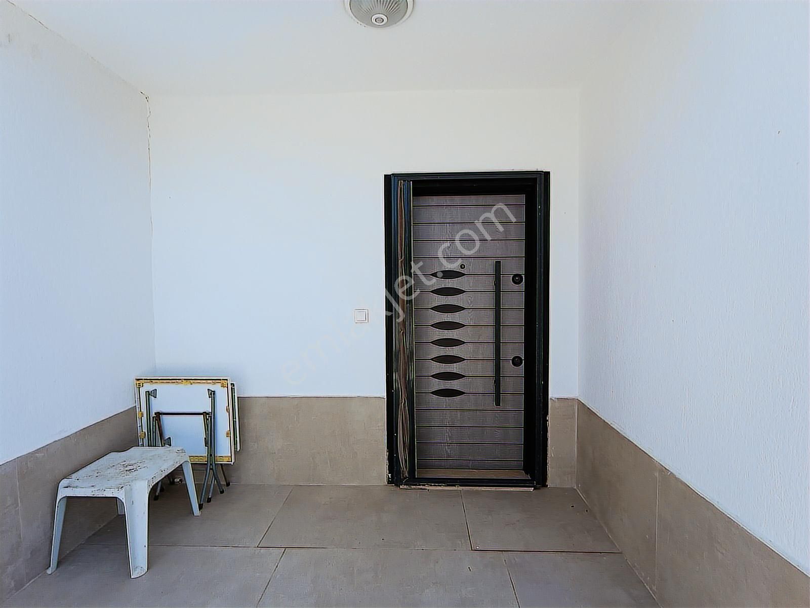 Kuşadası Güzelçamlı'da 180 M2 Müstakil Havuzlu Satılık 4+1 Villa - Görsel 3