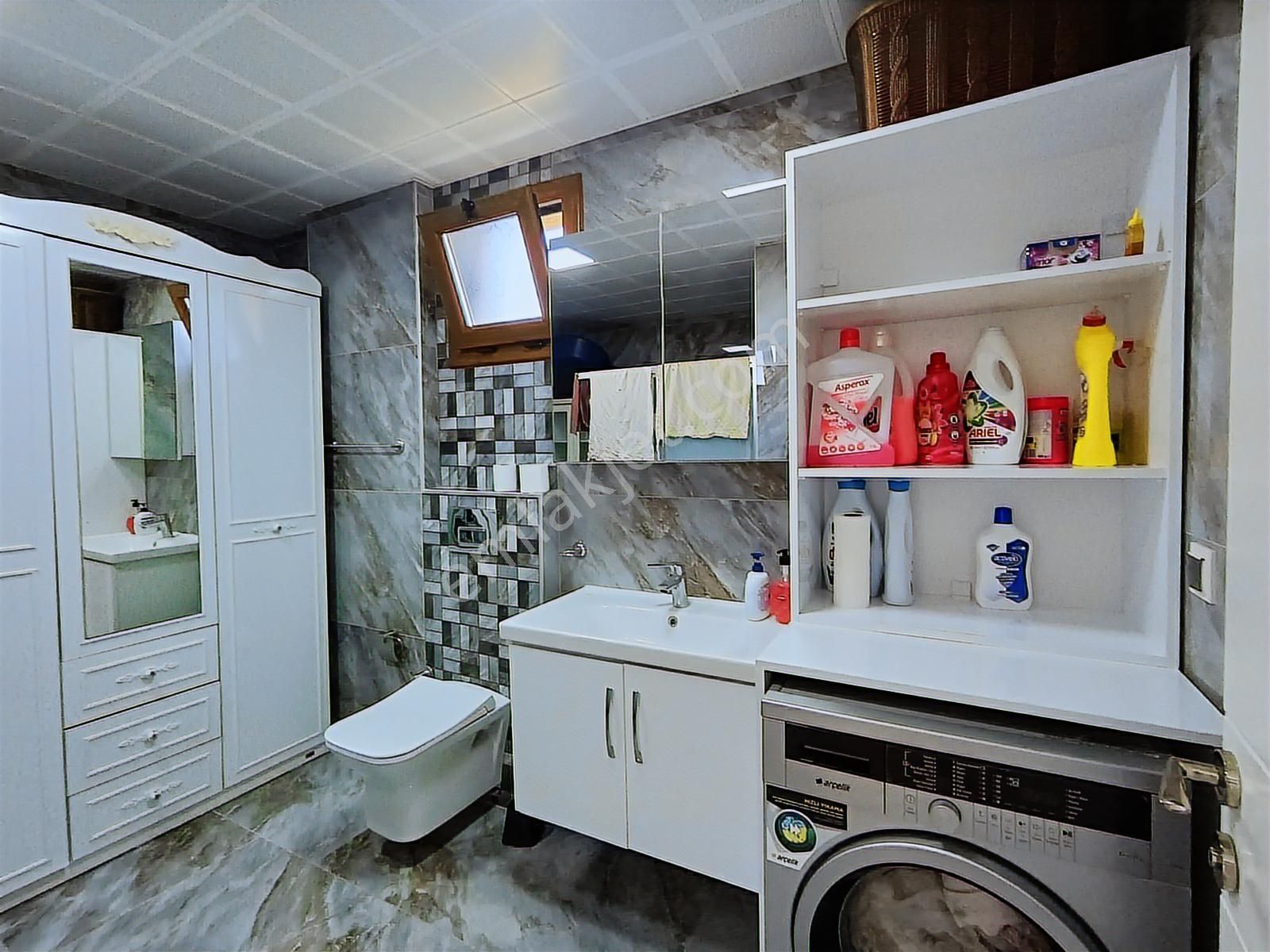 Kuşadası Güzelçamlı'da 180 M2 Müstakil Havuzlu Satılık 4+1 Villa - Görsel 31