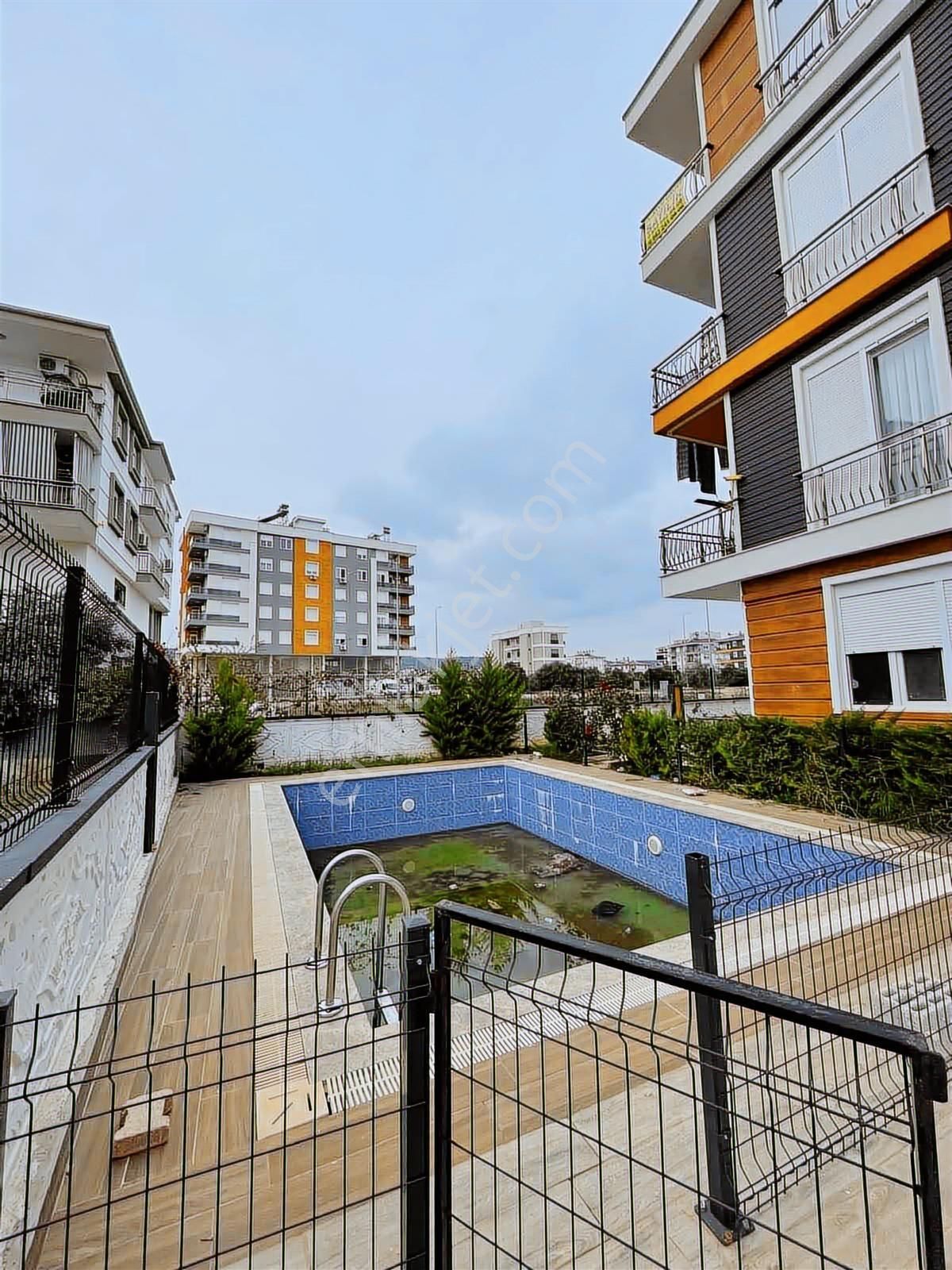 Geniş 1+1, Havuzlu, Lüx Daire, Ful Güney Cephe - Görsel 11