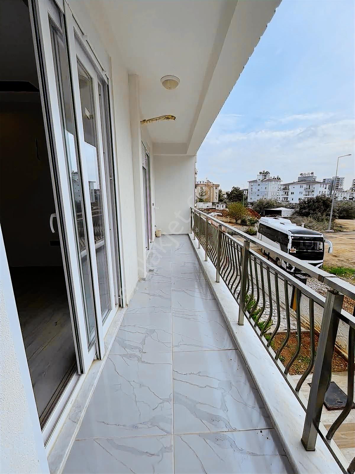 Geniş 1+1, Havuzlu, Lüx Daire, Ful Güney Cephe - Görsel 20