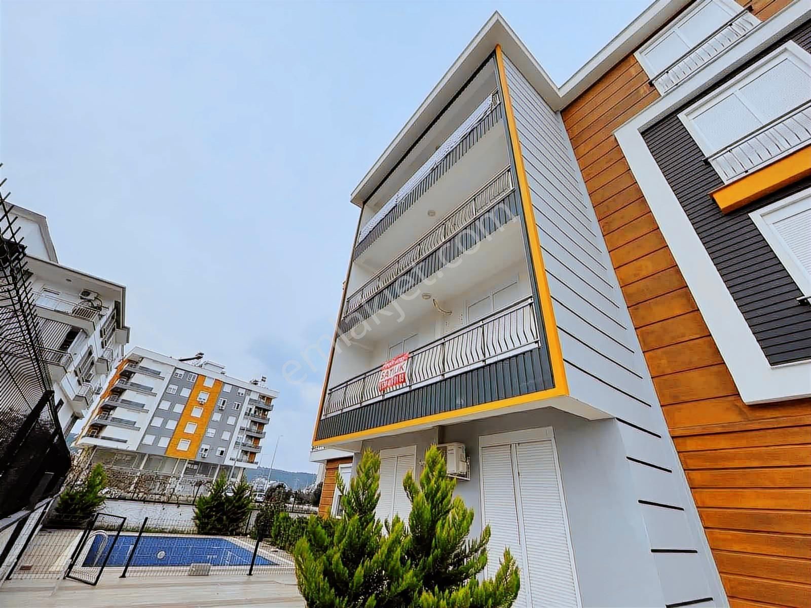 Geniş 1+1, Havuzlu, Lüx Daire, Ful Güney Cephe - Görsel 17