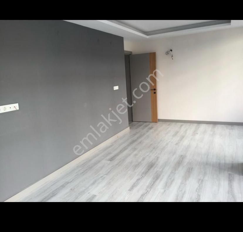 Bergama-maltepe Mahallesinde,kiralık Geniş 3+1 Daire - Görsel 10