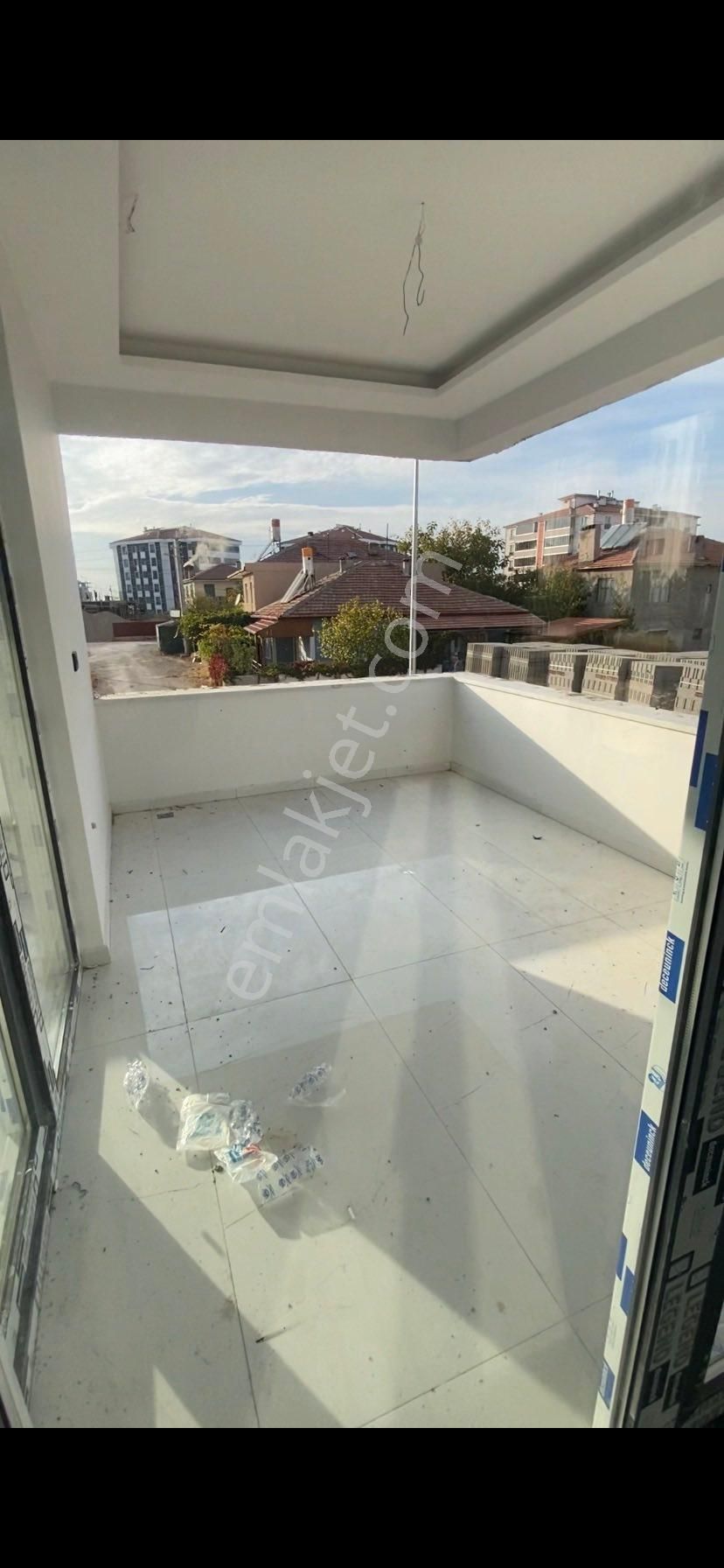 Gülbahçe Mahallesinde 2+1 Ve 3+1 Lüks Daireler - Görsel 13