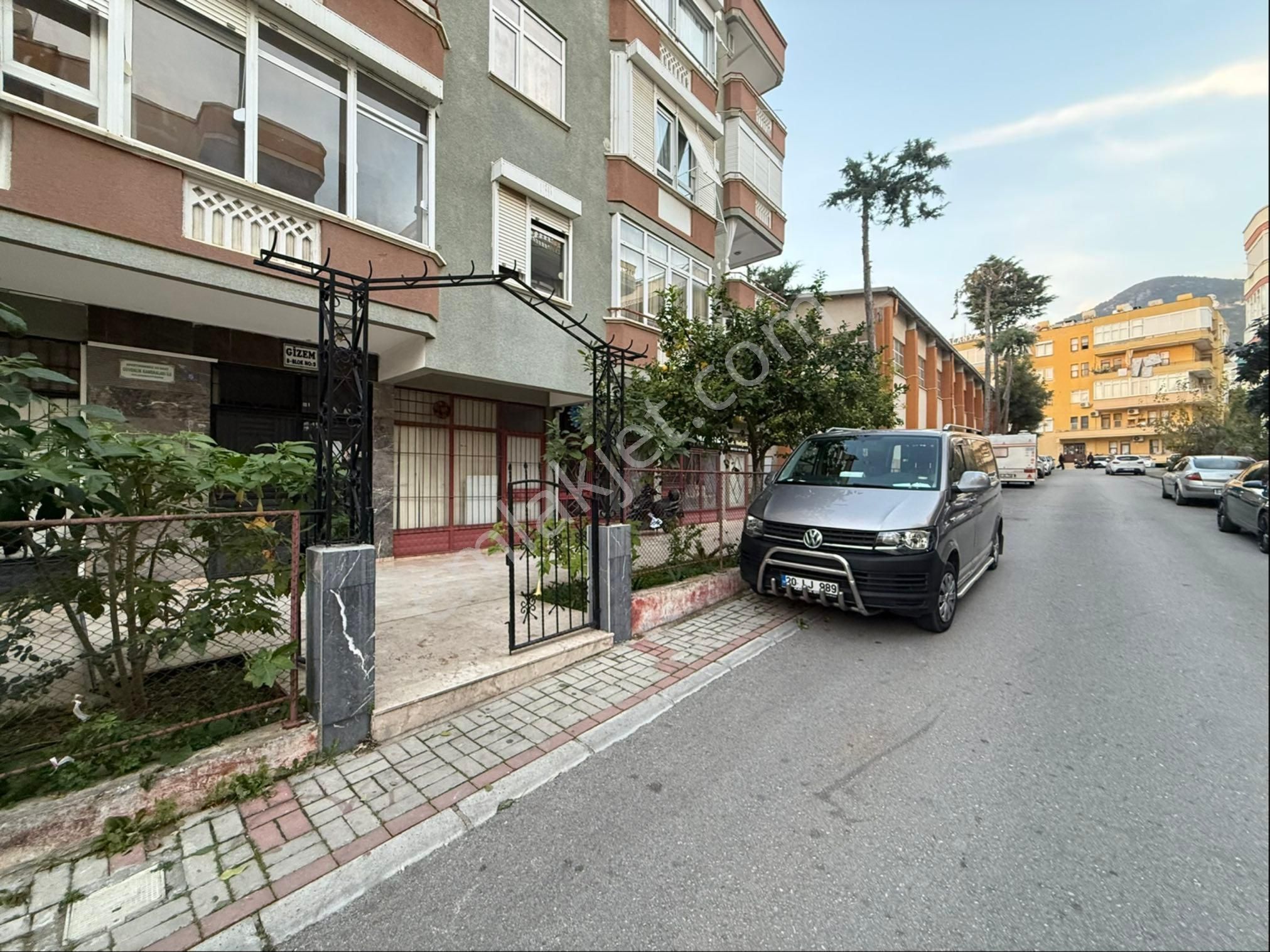 Alanya/güllerpınarı 3+1 Kiralık Daire - Görsel 2