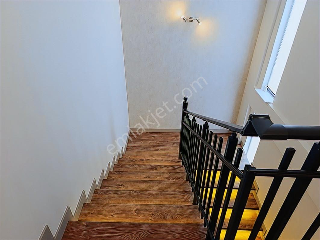 Güzelyurt'ta-özel Tasarım Müstakil Villa- Garajlı-220 M² - Görsel 13