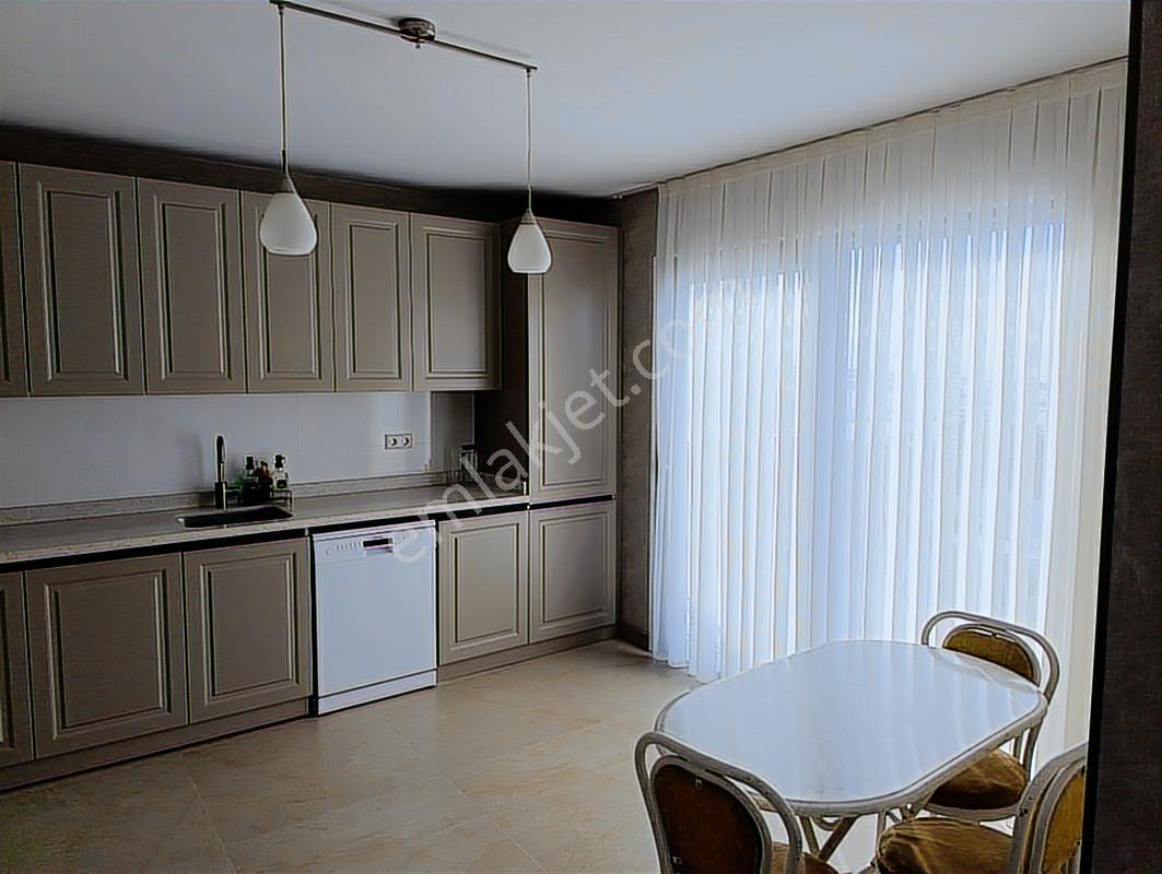 Güzelyurt'ta-özel Tasarım Müstakil Villa- Garajlı-220 M² - Görsel 32