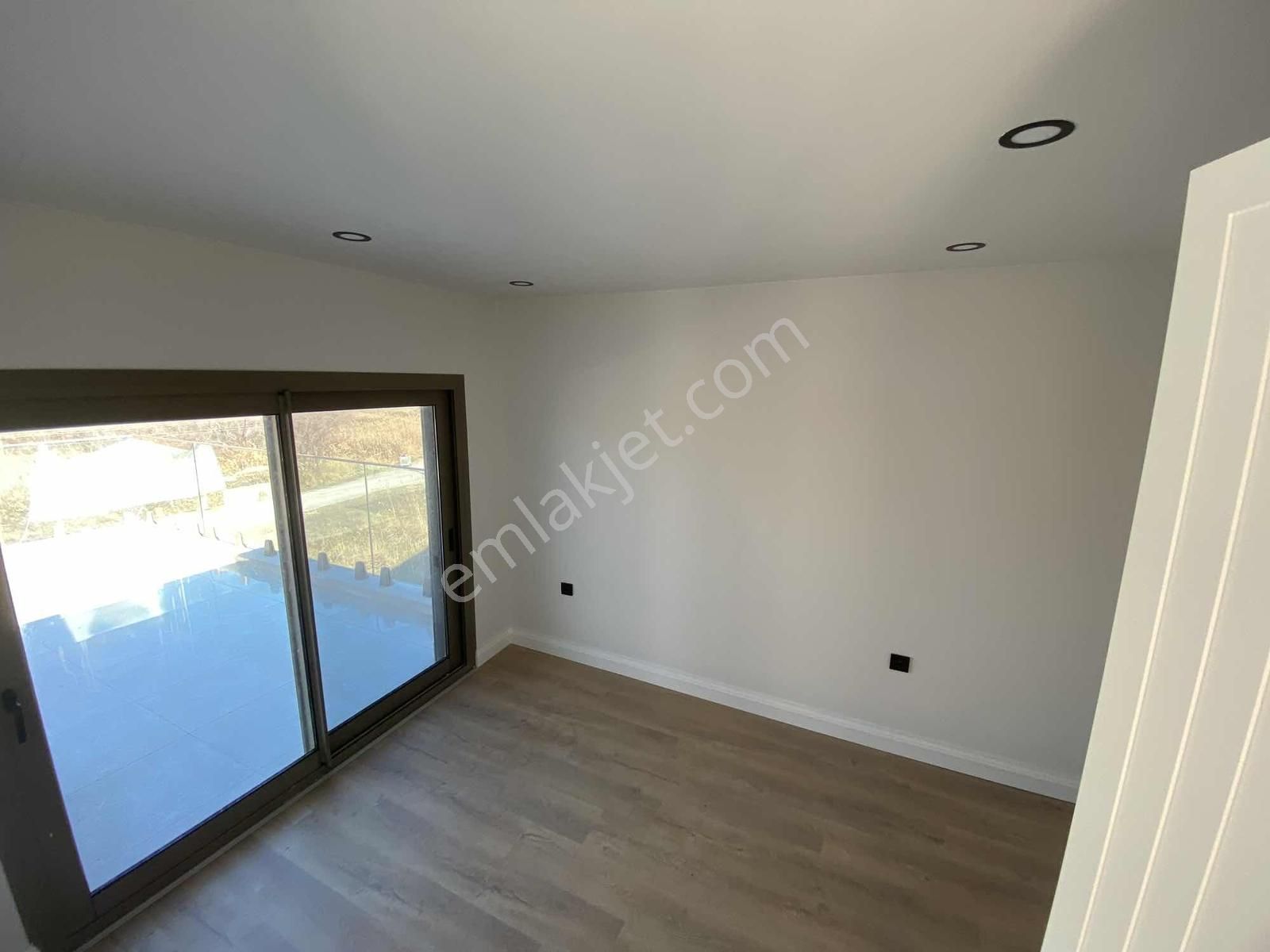 Erimden Satılık! 4+1 A Kalite, Yerden Isıtmalı, Kapalı Otoparklı - Görsel 17