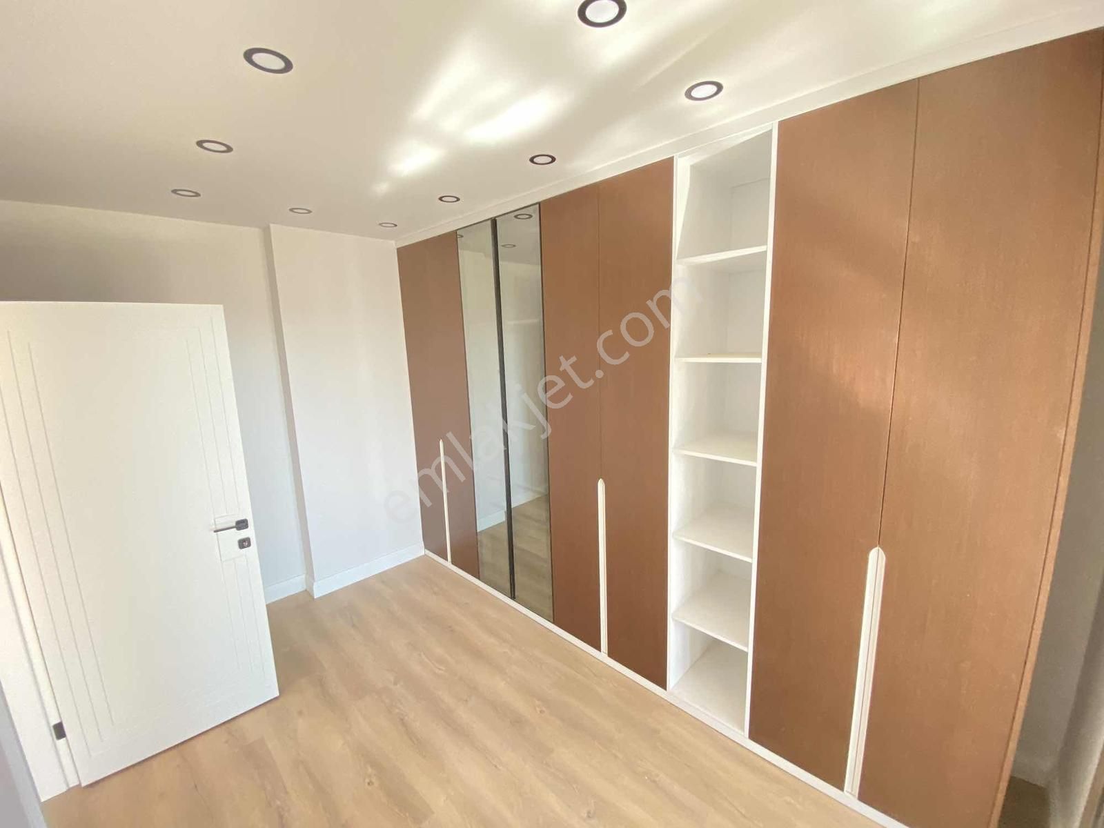 Erimden Satılık! 4+1 A Kalite, Yerden Isıtmalı, Kapalı Otoparklı - Görsel 27