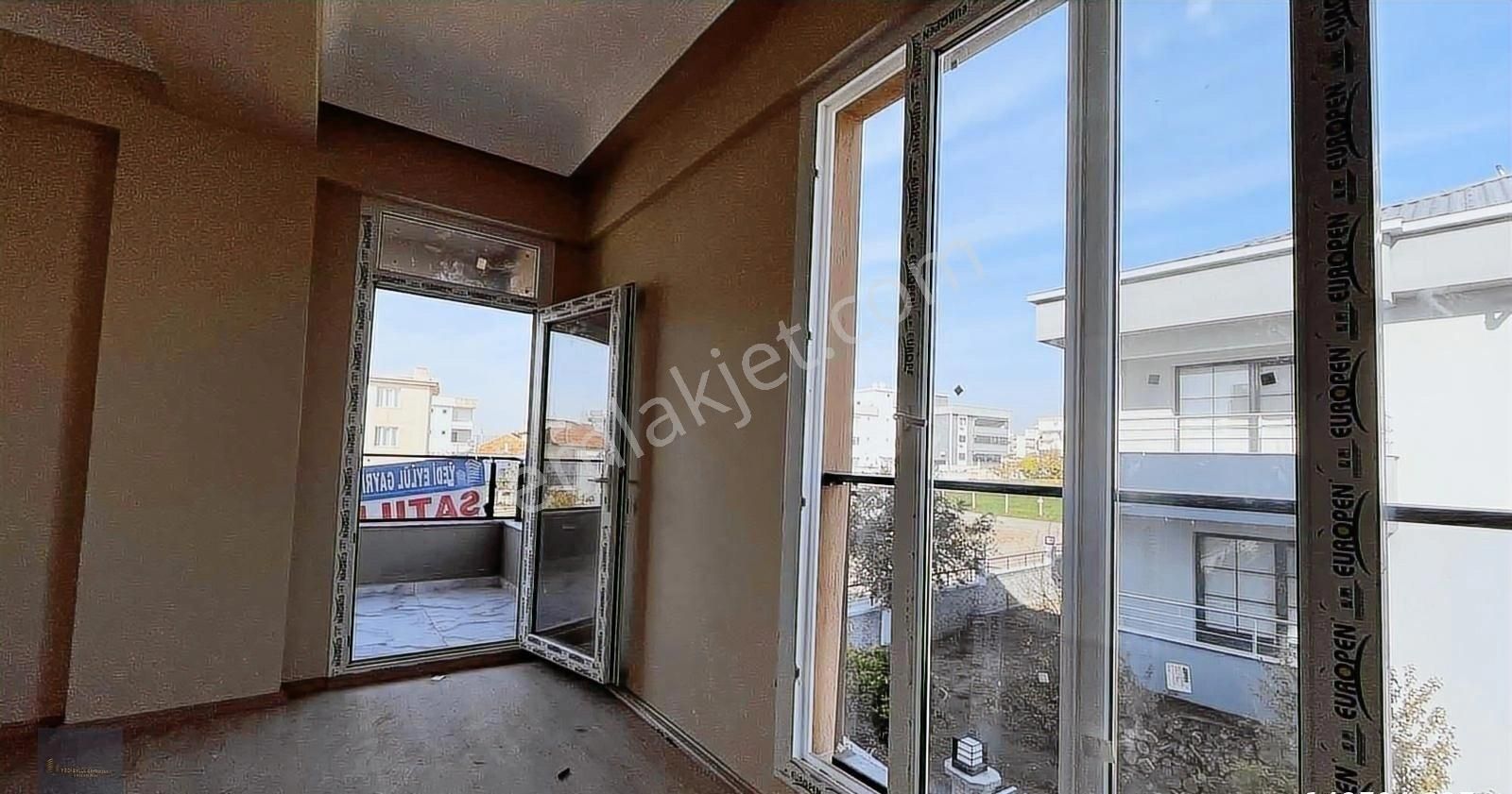 Torbalı Yazıbaşı Mah Sıfır 2+1 Arakat Kapalı Mutfak Daire - Görsel 3