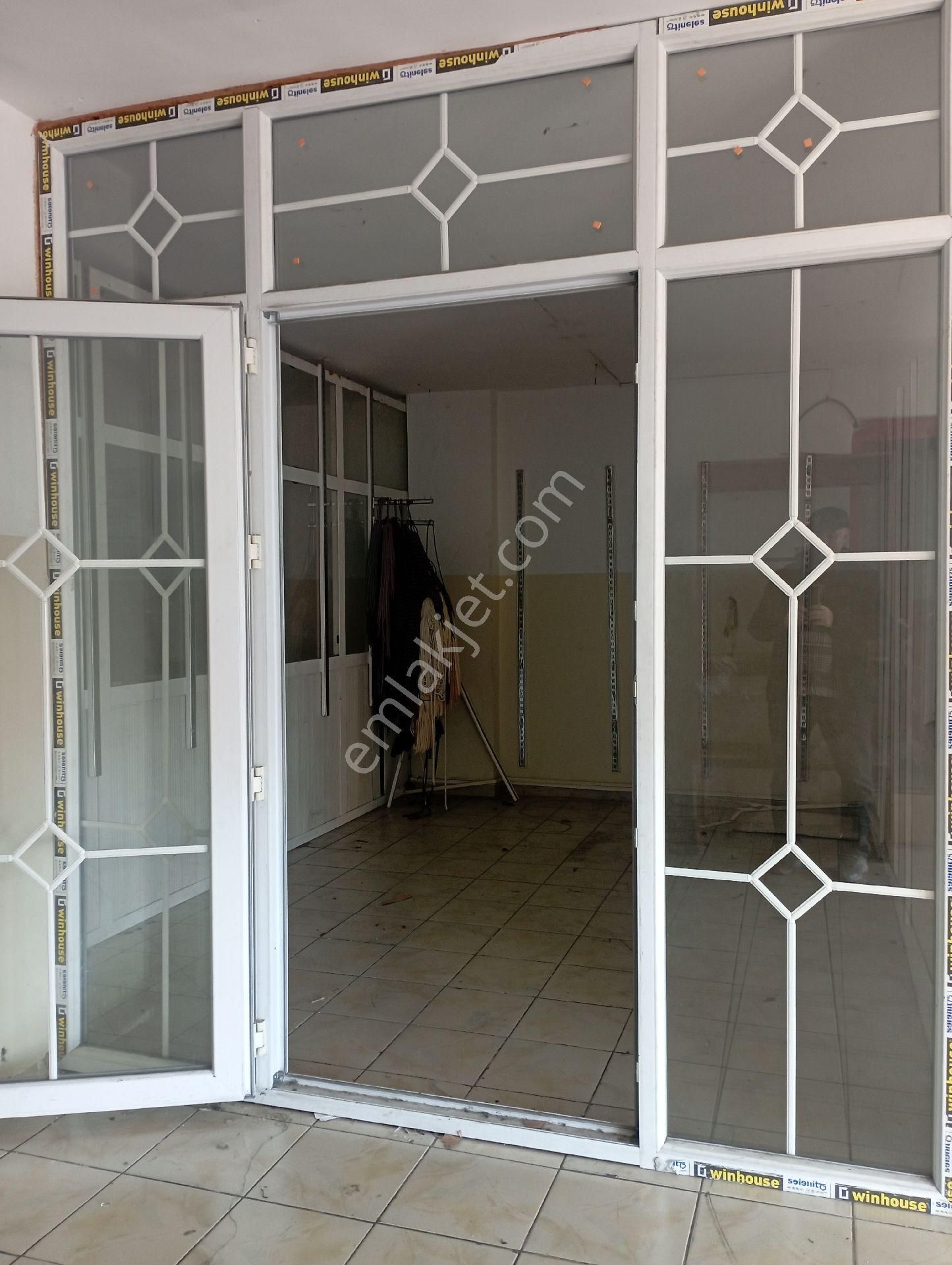 İkitelli Organize Triko Center İşmerkezi 200m2 İki Katlı Yük Asansörü Bitişiği Dükkan - Görsel 15