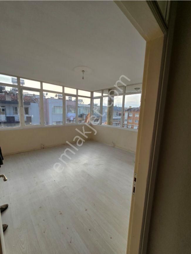 Sahibinden 2+1 Kiralık Daire Ödemiş Atatürk Mah. - Görsel 3