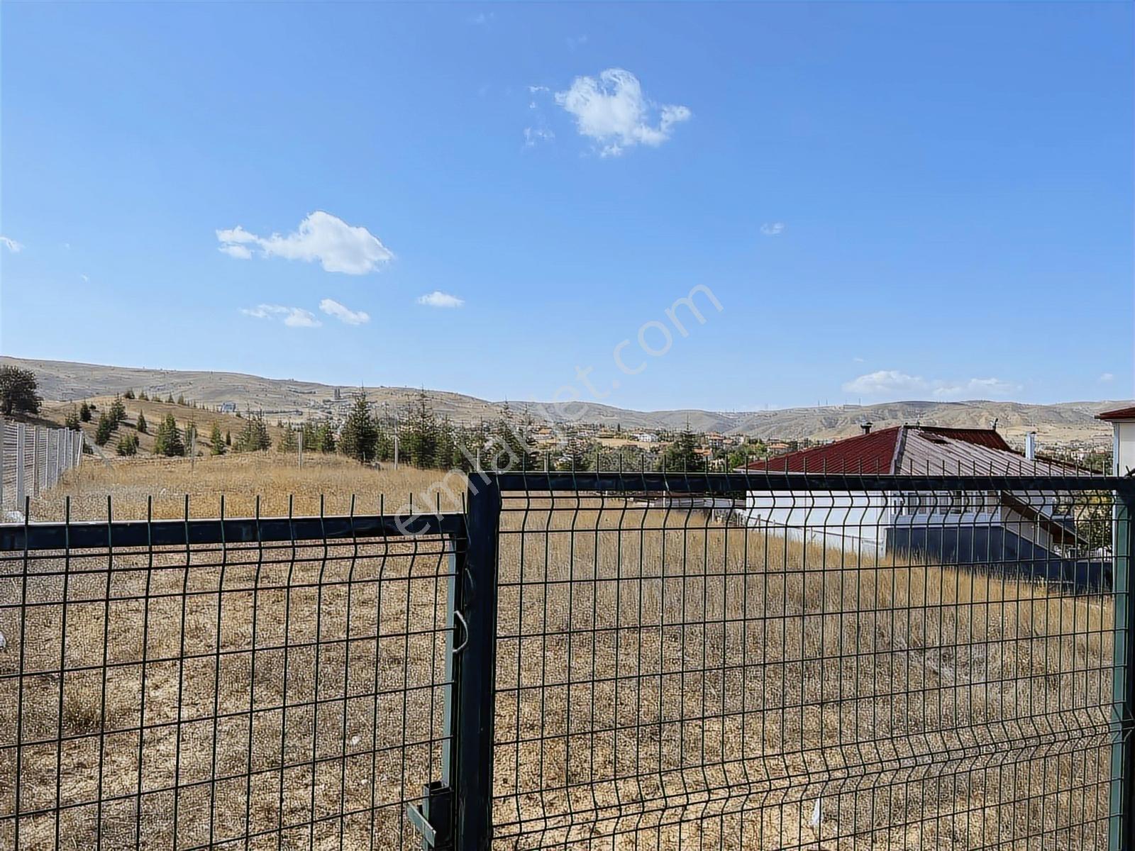 Müstakil Köşe İmarlı 950 M2 Arsa 3 Katlı Bölge - Görsel 4