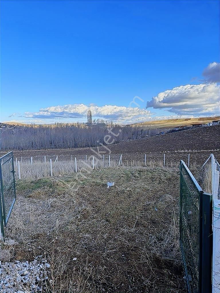 Yaka İnşaat Gayrimenkul'den Elektrik Ve Suyu Mevcut Tapulu 300m2