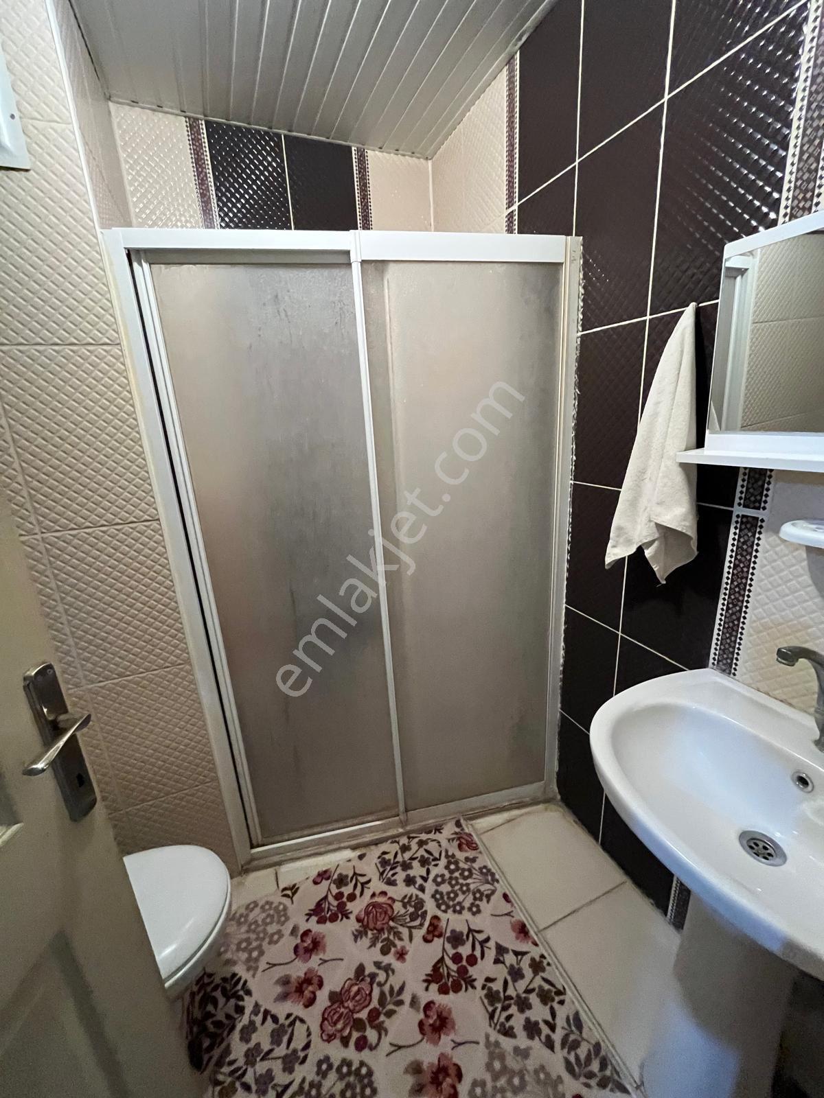 Cumhuriyet Mahallesinde Geniş Satılık 2+1 Daire - Görsel 9