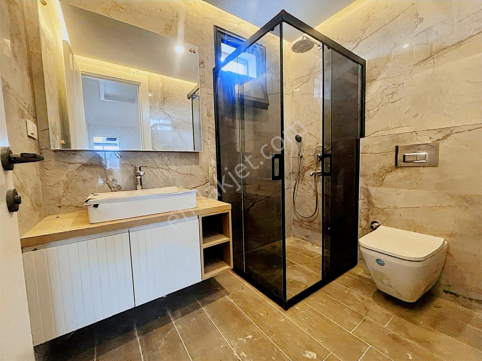 Kuşadası Davutlar'da Müstakil Havuzlu Satılık 3+1 Lüks Villa - Görsel 4