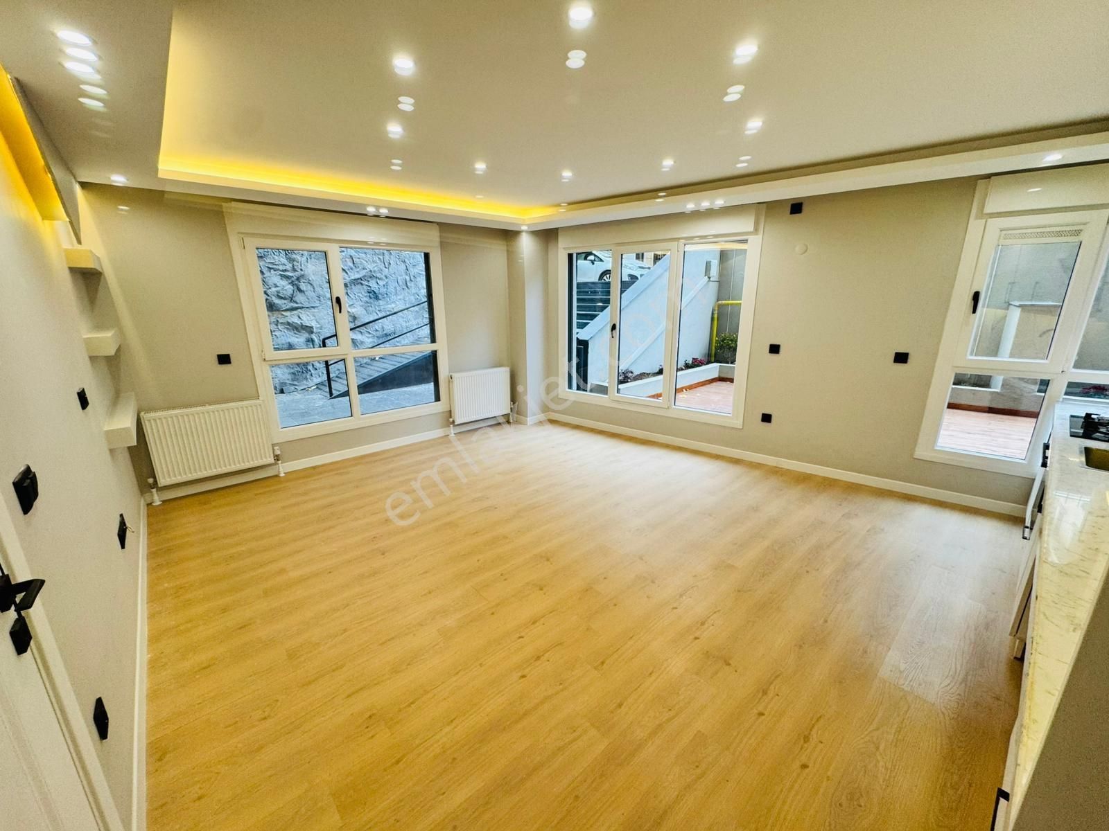 █ Konfor █ İdealtepe Rıfkı Tongsirde Ön Cephe Teraslı Sıfır 2+1 - Görsel 2