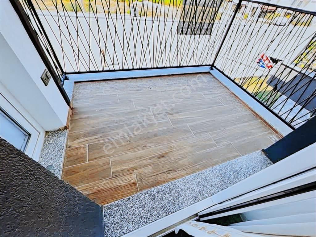 Güzelçamlı'da Denize 750 Mt Full Eşyalı Havuzlu 1+1 Daire - Görsel 17