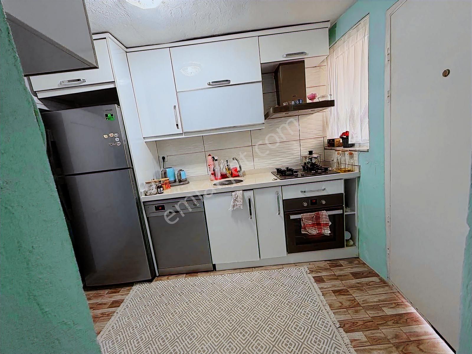 Şadırvan Mevkginde Satılık Müstakil Ev