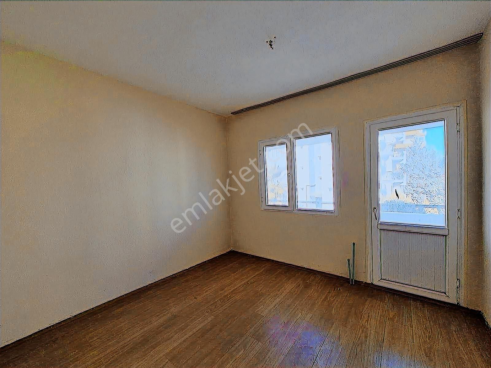 Deniz Manzaralı Kuşadası İlköğretim Okuluna Yakın Konumda 3+1 - Görsel 3