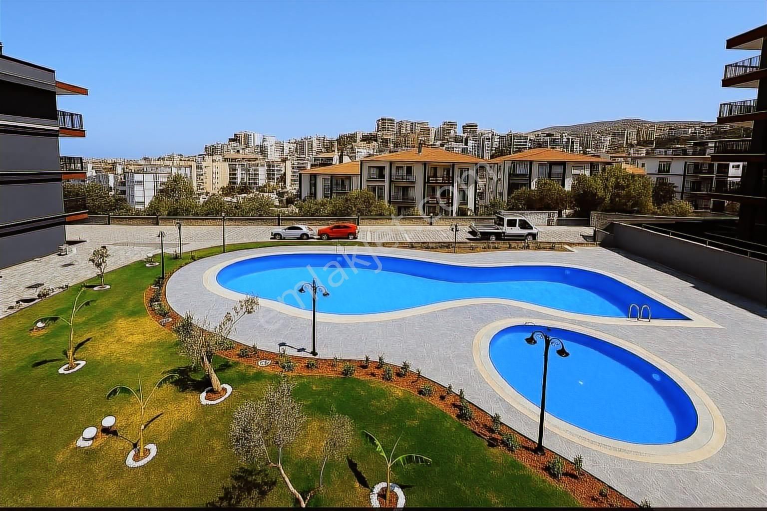 Kuşadası Egemah Havuz Cephe Arakat Yerden Isıtma 2+1 Uygun Daire - Görsel 3