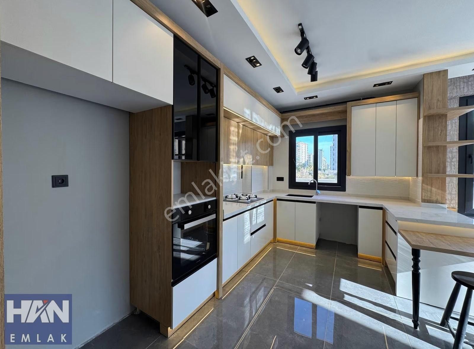 Han Emlak'tan Akdeniz Mah'de S.içi Havuzlu Amerikan Mutfak 4+1 - Görsel 18