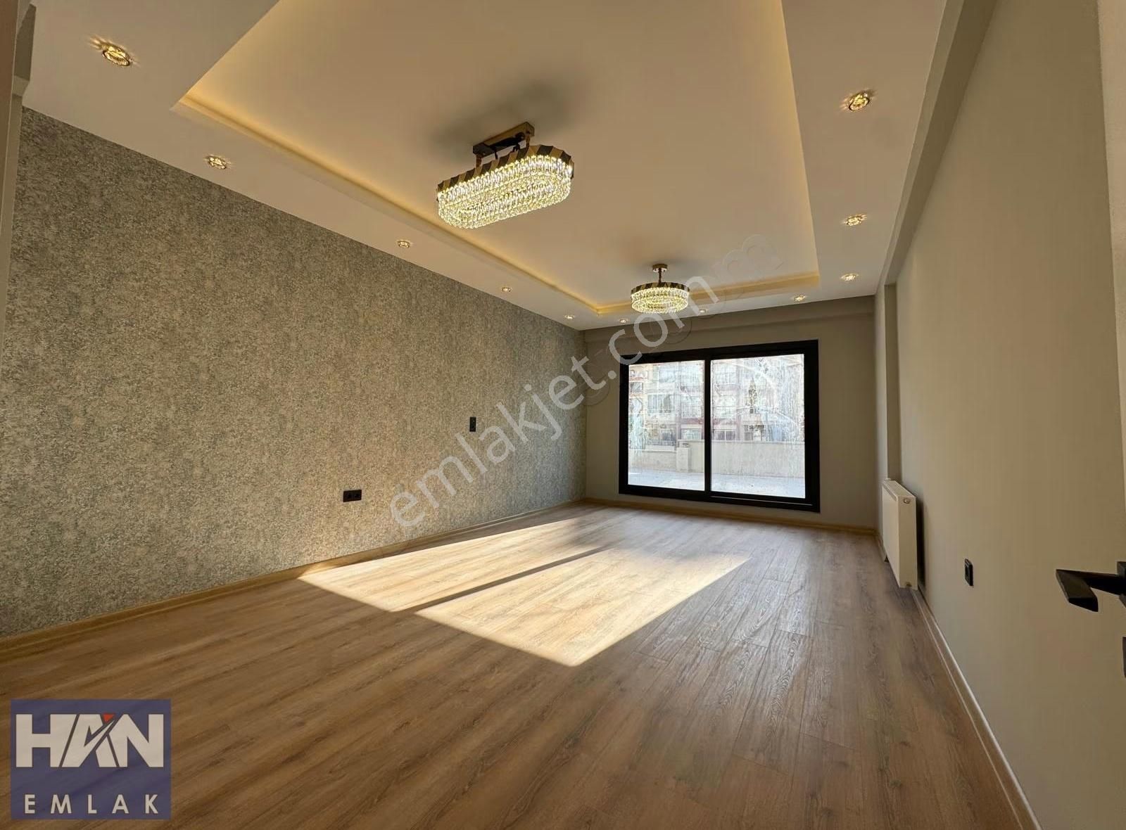 Han Emlak'tan Akdeniz Mah'de S.içi Havuzlu Amerikan Mutfak 4+1