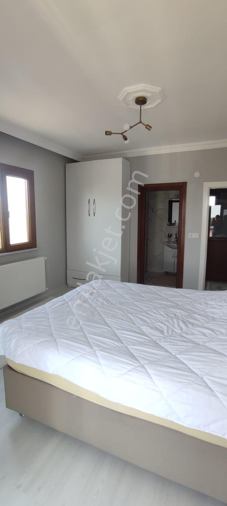 Acil Satılık Yeniçiftlikte 315 M2 Arsa İçerisinde İskanlı Müstakil Villa Yazlık - Görsel 21