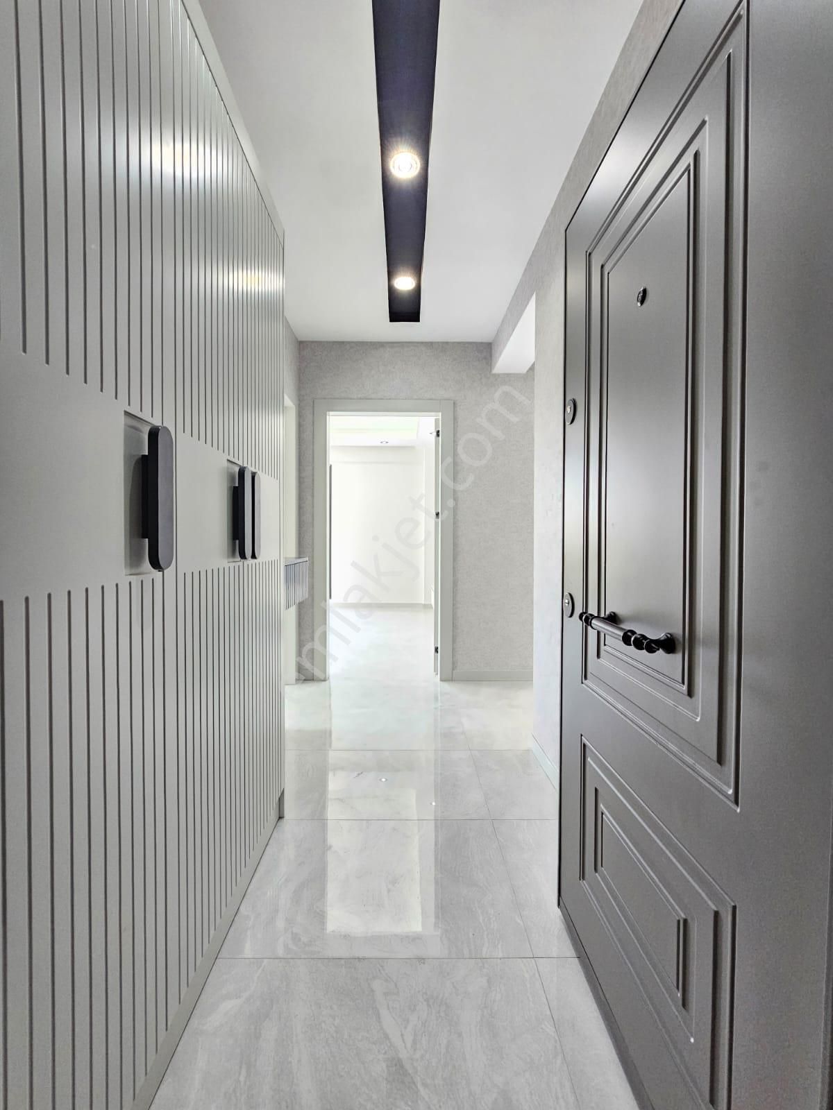 Denizli Şemikler Cinkaya Mevki Arakat 3+1 170 M2 Ebeveyn Banyolu Satılık Lüks Daire - Görsel 2