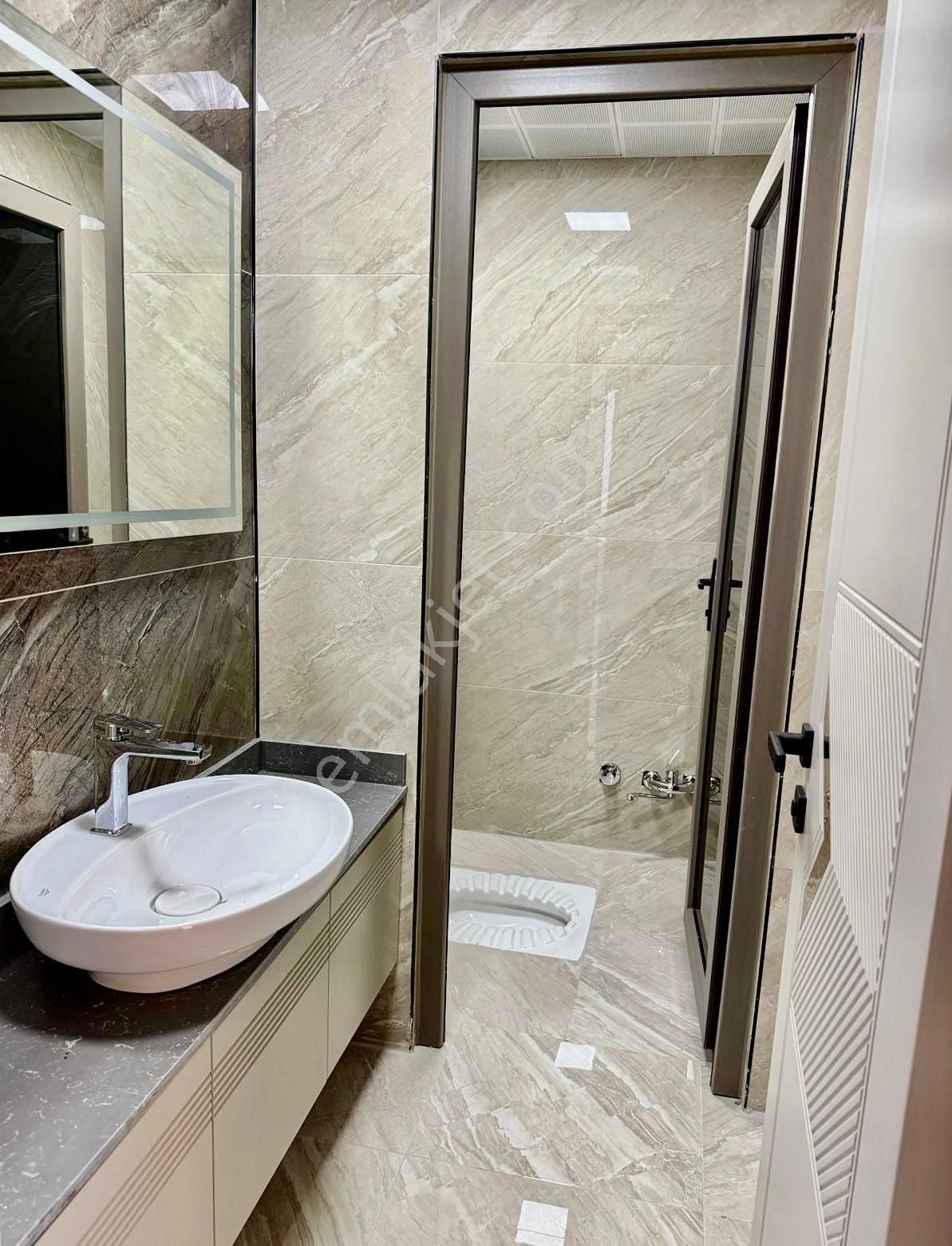 Acl Emlak'dan Karaköprü Doğukaent'de 4+1 Satılık Lüks Daire - Görsel 11