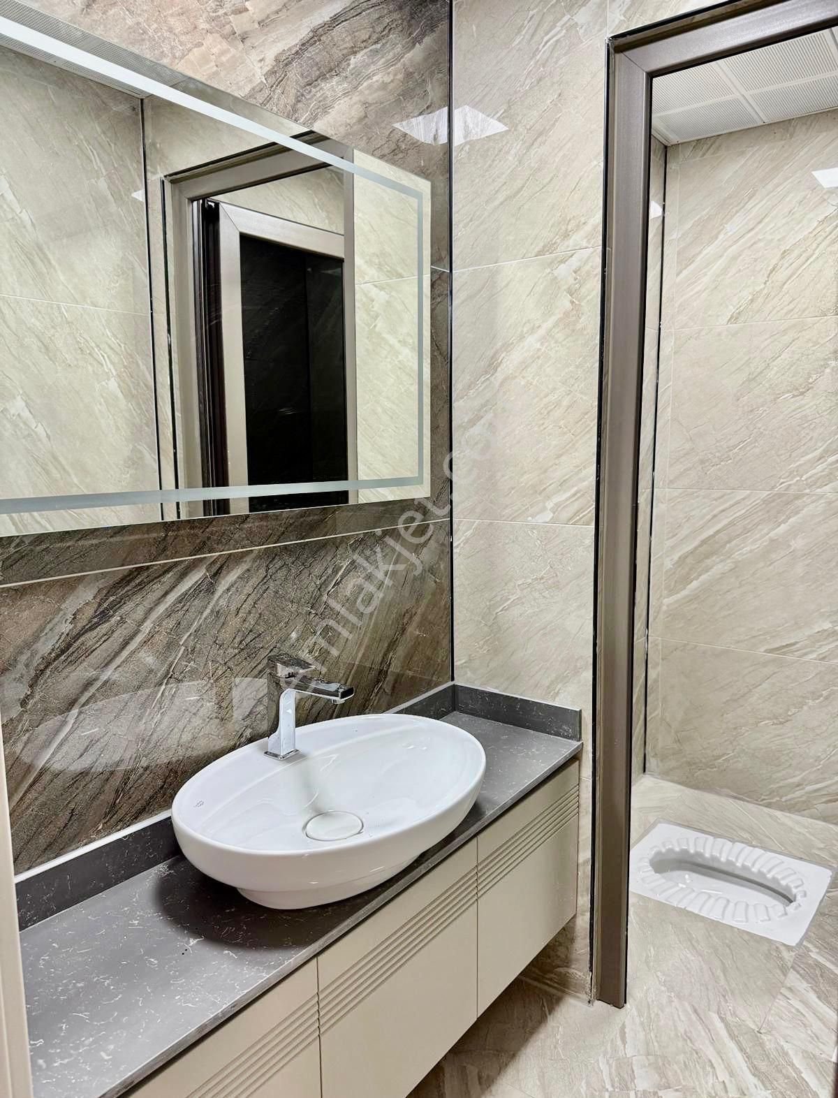 Acl Emlak'dan Karaköprü Doğukaent'de 4+1 Satılık Lüks Daire - Görsel 15